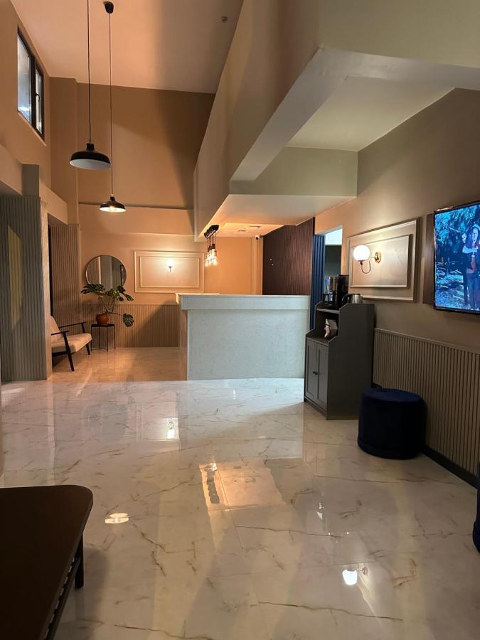 Hotel Park & Private Transportation Istanbul Airport-by Loft